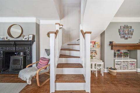 33 Bath Hill, Keynsham, Bristol, BS31 1HQ