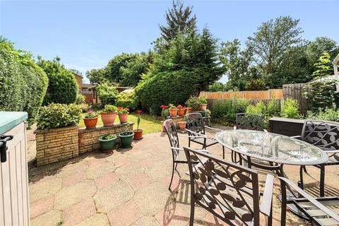 undefined, Granville Gardens, London SW16