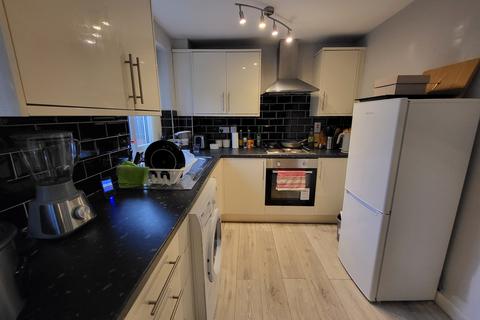 3 bedroom apartment for sale, Stretford Road, Hulme, Manchester. M15 5TP