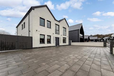 undefined, Clyde Grove, Crossford, Carluke