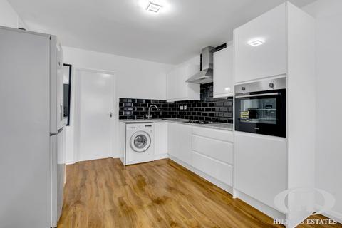 3 bedroom maisonette for sale, Longford Avenue, Southall