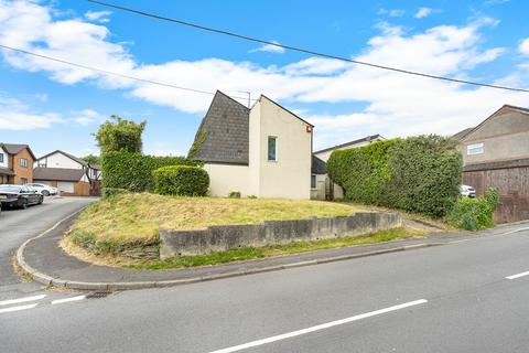 undefined, Kingsacre, Llantwit Fardre, Pontypridd