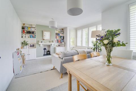 Ferme Park Road, Crouch End N8