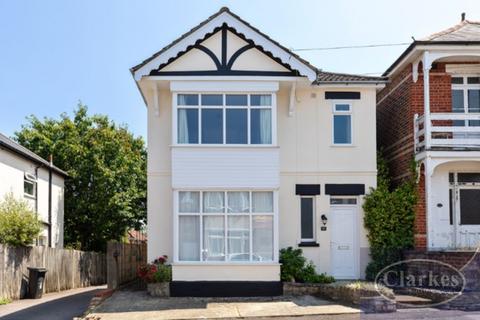 29 Abbott Road, Bournemouth, BH9 1EU