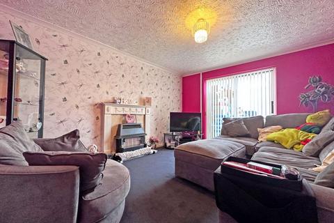undefined, Standbridge Way, TIPTON, DY4 8TS