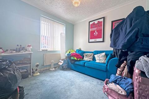undefined, Standbridge Way, TIPTON, DY4 8TS