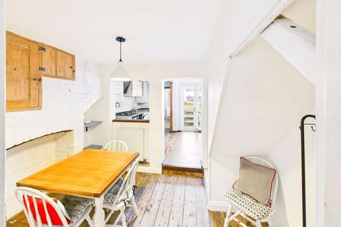 2 bedroom terraced house for sale, Cross Street, Canterbury CT2