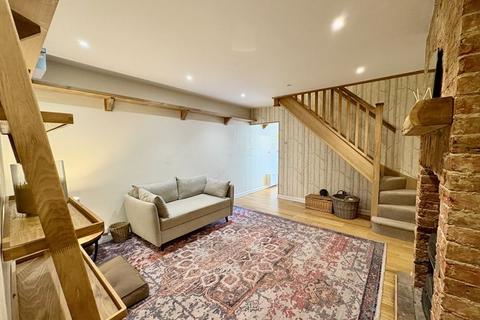 3 bedroom semi-detached house for sale, Three bed Victorian family home on popular, convenient location