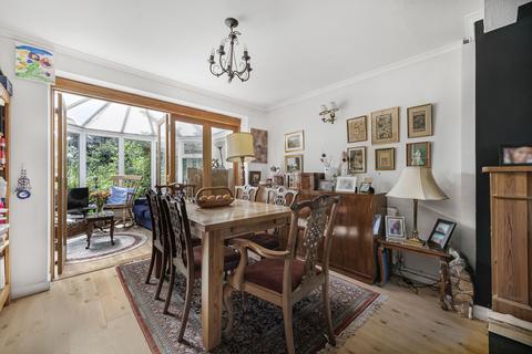 52 Waverley Road, Oxshott, Leatherhead, KT22 0RZ