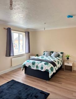 1 bedroom terraced house to rent, Dewsbury Road, Leeds, LS11