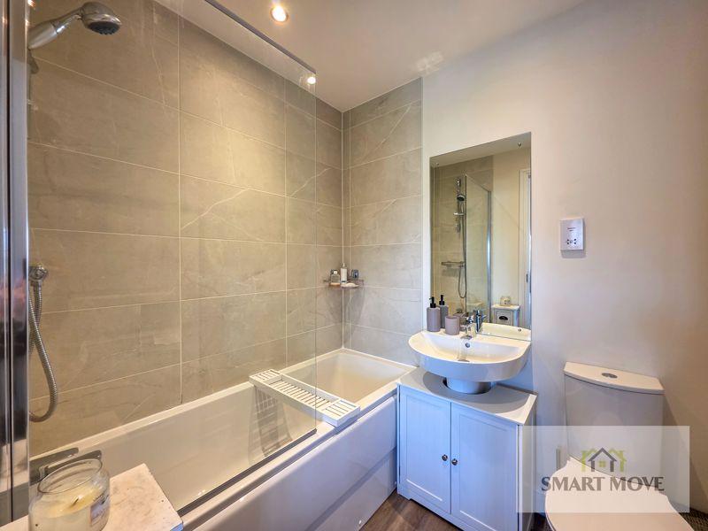 En Suite One