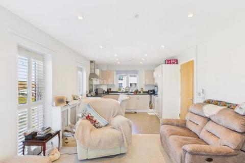 2 bedroom apartment for sale, Wilkey Way, Chatham