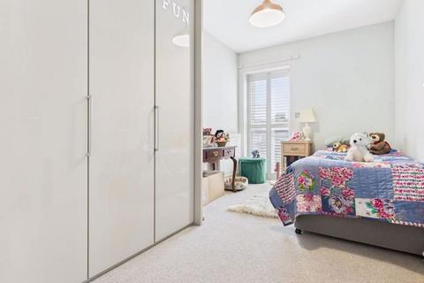 2 bedroom apartment for sale, Wilkey Way, Chatham