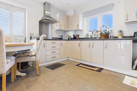 2 bedroom apartment for sale, Wilkey Way, Chatham