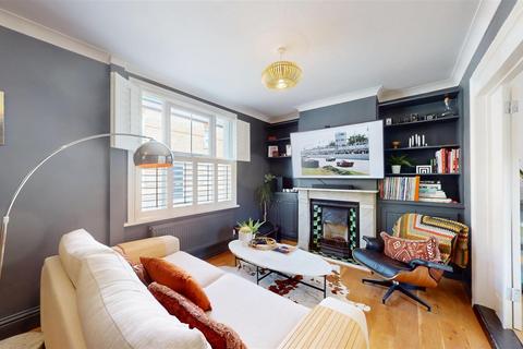 2 bedroom semi-detached house for sale, Vine Street, Stamford