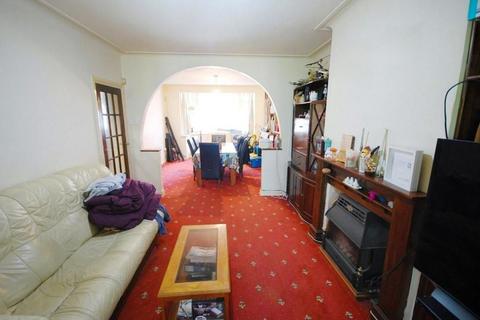 4 bedroom terraced house for sale, GRASMERE AVENUE