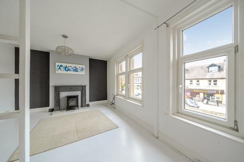 undefined, Kings Road, Harrogate, North Yorkshire, HG1