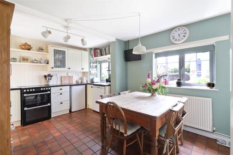 8 Fore Street, Langtree, Torrington, EX38 8NG