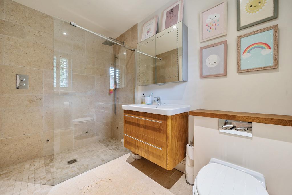 Ensuite
