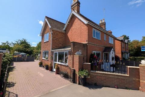undefined, Allens Hill, Pershore WR10