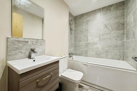 1 bedroom apartment for sale, Windsor Street, Greater Manchester M5