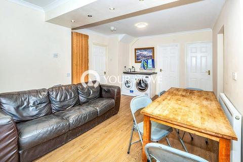 undefined, The Crescent, Surrey TW20