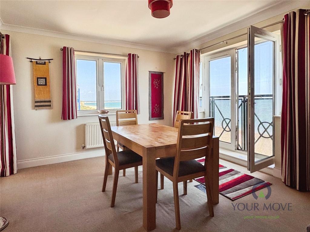 Living/Dining Room