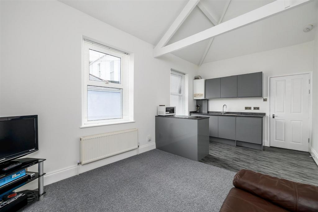 Lounge/kitchen