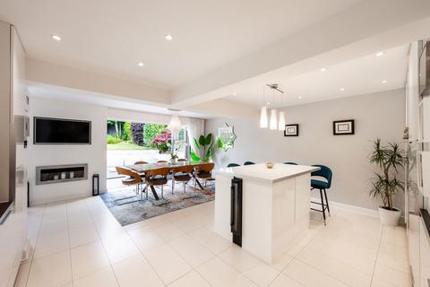 30 Beverley Close, Sutton Coldfield, B72 1YF