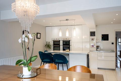 30 Beverley Close, Sutton Coldfield, B72 1YF