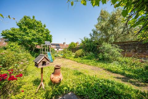 4 bedroom cottage for sale, Upper Church Street, Chepstow NP16