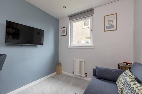 91 Drum Brae Terrace, Edinburgh, EH4 7SG
