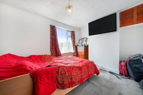 20 Goat Road, Mitcham, CR4 4HU