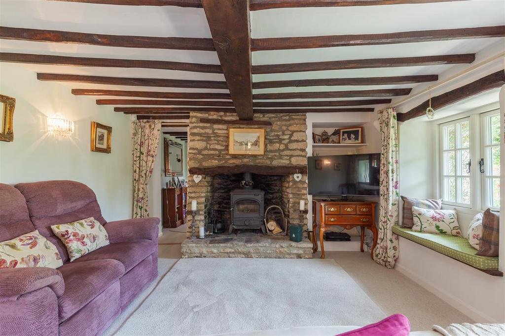Sitting Room 2.jpg