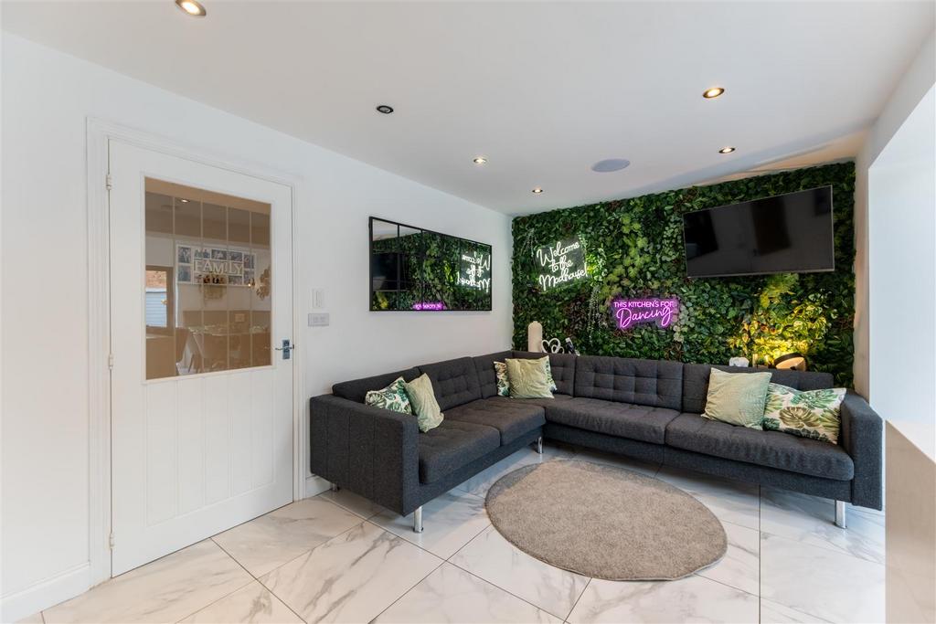 56 Muskett Drive-007.jpg
