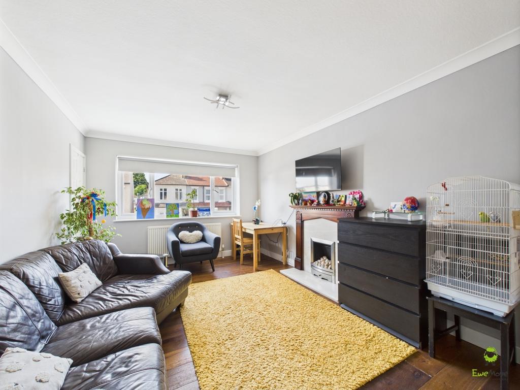 Nicoleta Aliman Ewemove Bexleyheath Standard Road
