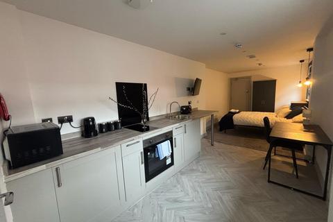 6 bedroom house to rent, Drewry Lane, Derby DE22