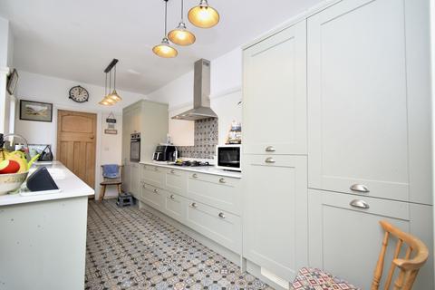 3 bedroom terraced house for sale, Hampden Road, Cromwell, Leicester, LE4