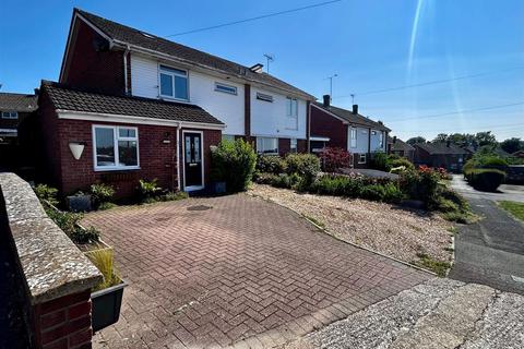 19 Anglesey Close, Andover, SP10 2HP