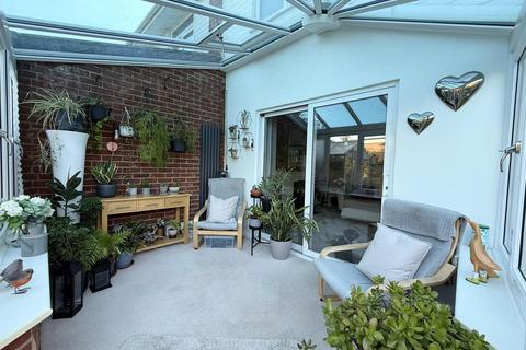 19 Anglesey Close, Andover, SP10 2HP