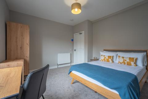 3 bedroom flat to rent, Morgan Place, Dundee DD4