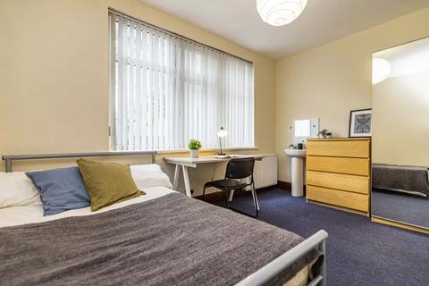 7 bedroom house to rent, Harrowby Road, Nottingham NG7
