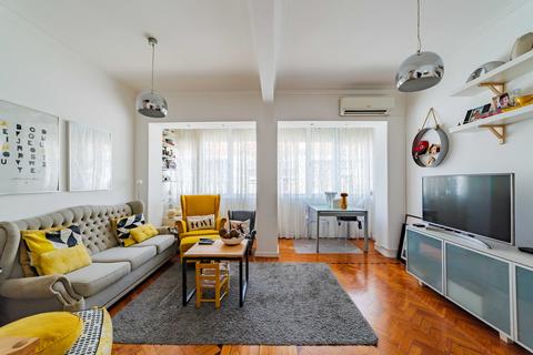 3 bedroom property, R. dos Arneiros 40 3º Dtº   1500-059 Lisboa