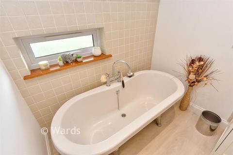 225 High Street, Wouldham, Rochester, ME1 3TY