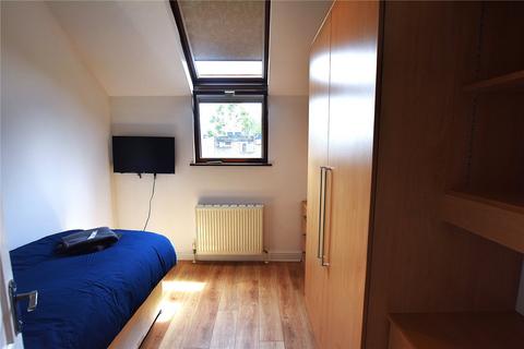 undefined, Ullswater Road, London, SE27