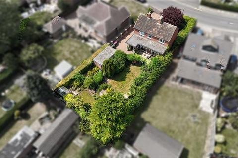 3 bedroom detached house for sale, Spinneyfield, Rotherham, S60 3HW