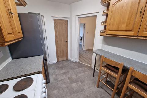 2 bedroom flat to rent, Scotts Street, Raploch, Stirling, FK8