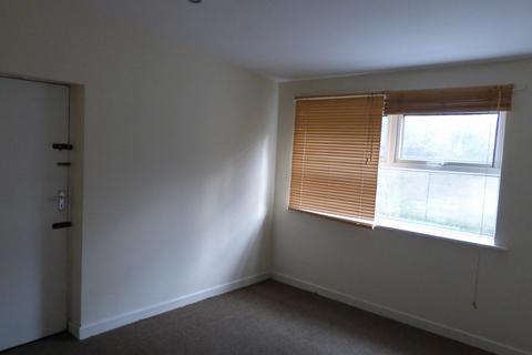 2 bedroom flat to rent, Ely Road, Cardiff, CF5