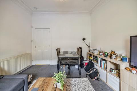 2 bedroom flat for sale, Park Lane, Stirlingshire FK8