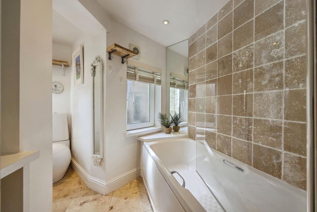 Bathroom/Wc